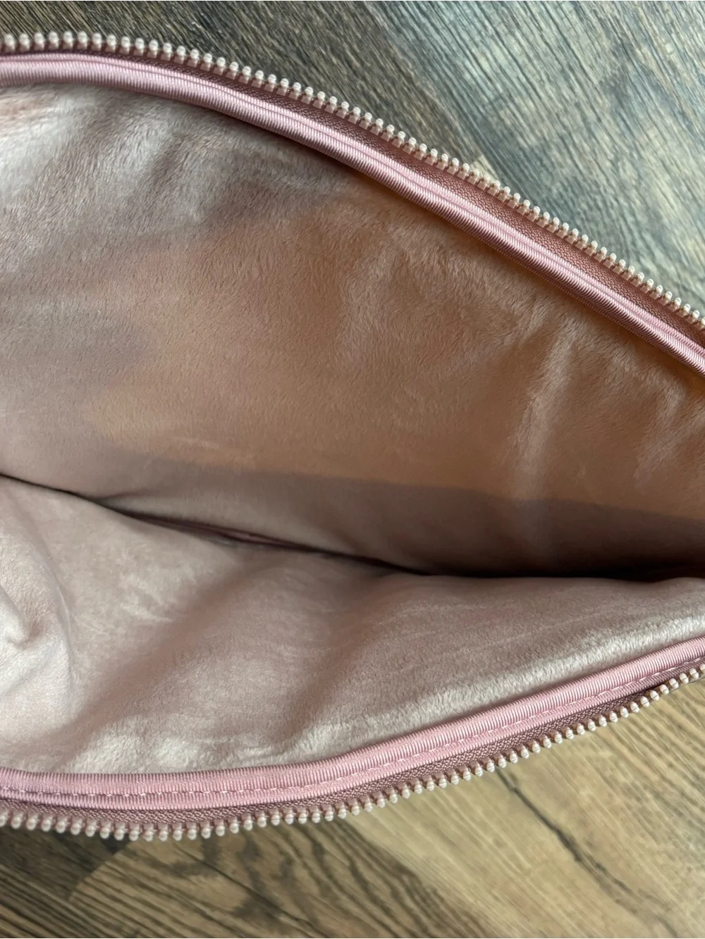 kate spade Blush Pink Nylon Clutch case